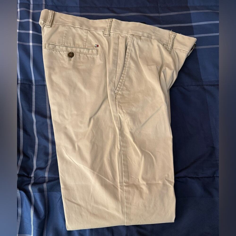 Tommy Hilfiger Khaki Chinos Tailored Fit - 32/32